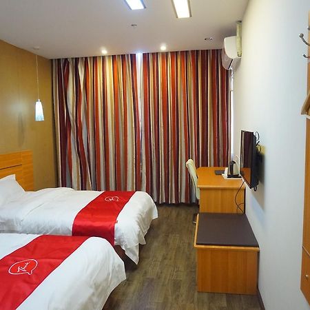 Thank Inn Chain Hotel Guizhou Zunyi Huichuan District Huichuan Avenue Exteriör bild
