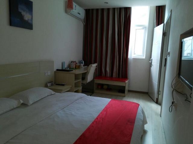 Thank Inn Chain Hotel Guizhou Zunyi Huichuan District Huichuan Avenue Exteriör bild