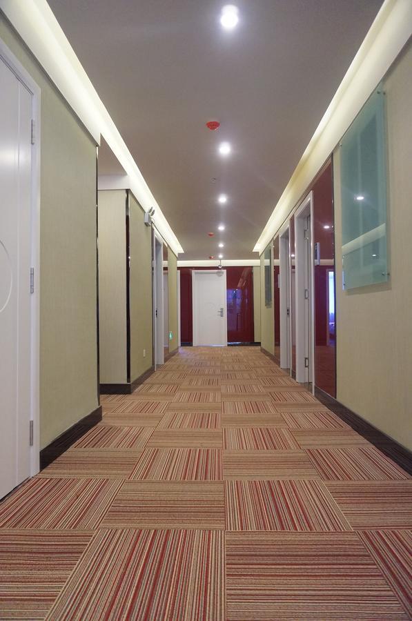 Thank Inn Chain Hotel Guizhou Zunyi Huichuan District Huichuan Avenue Exteriör bild