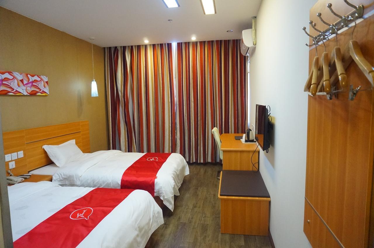 Thank Inn Chain Hotel Guizhou Zunyi Huichuan District Huichuan Avenue Exteriör bild