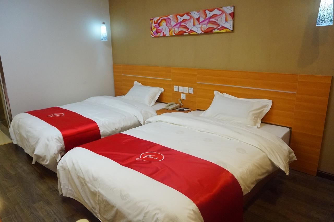 Thank Inn Chain Hotel Guizhou Zunyi Huichuan District Huichuan Avenue Exteriör bild